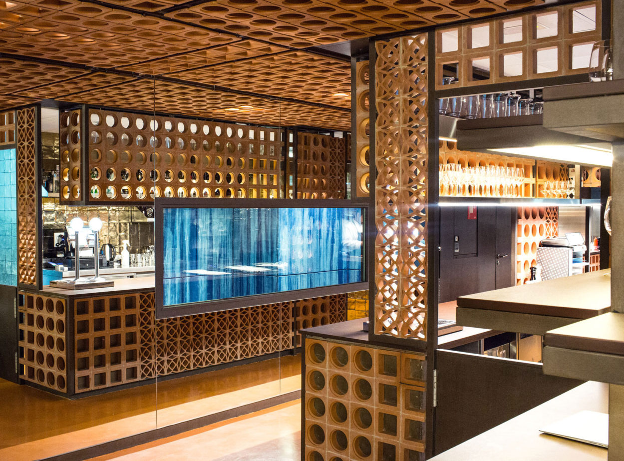 09 Ceramica Ferres Celosias Proyecto Restaurante Disfrutar 03 1250x923